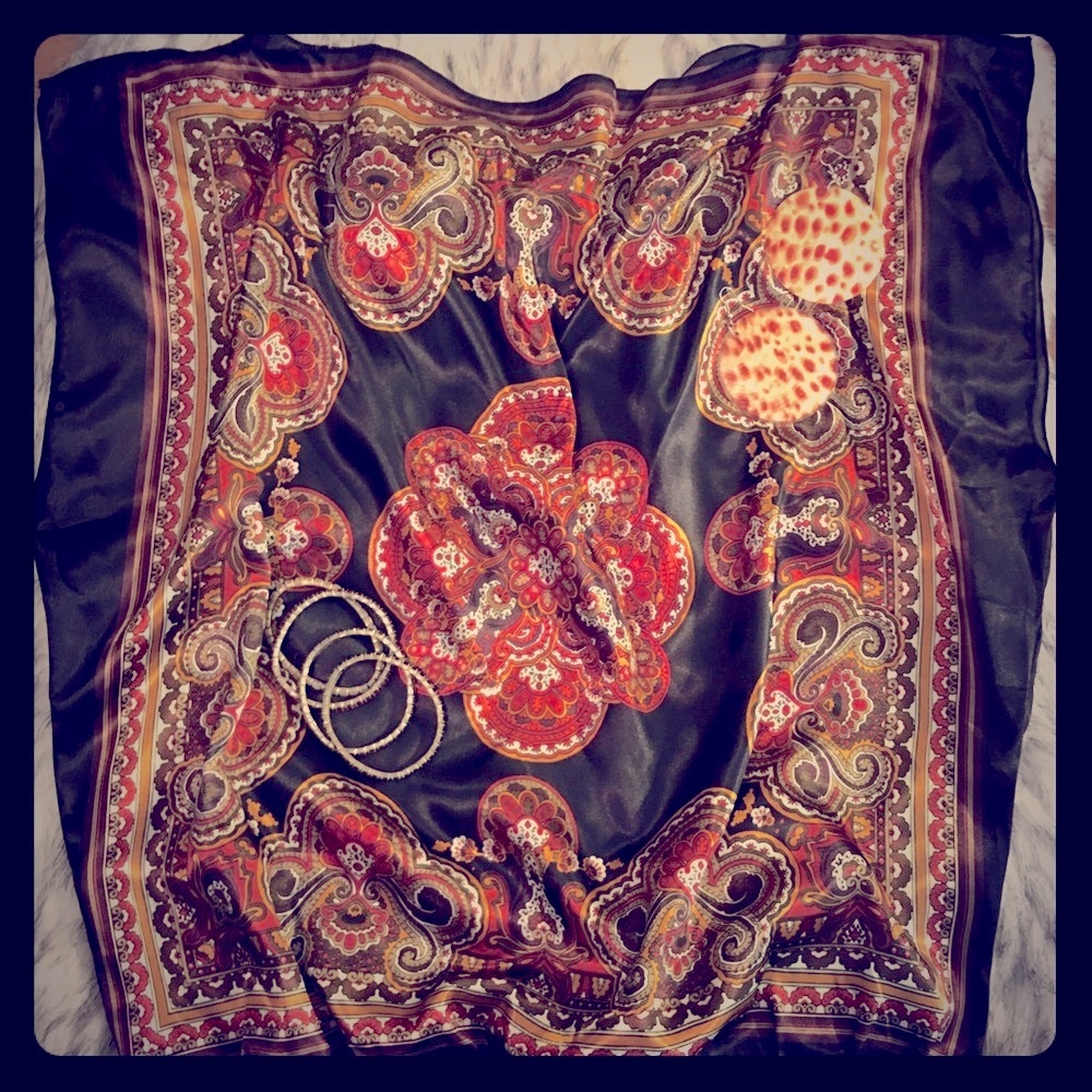 HeartSoul Paisley in Browns and Golds, Satiny Feel